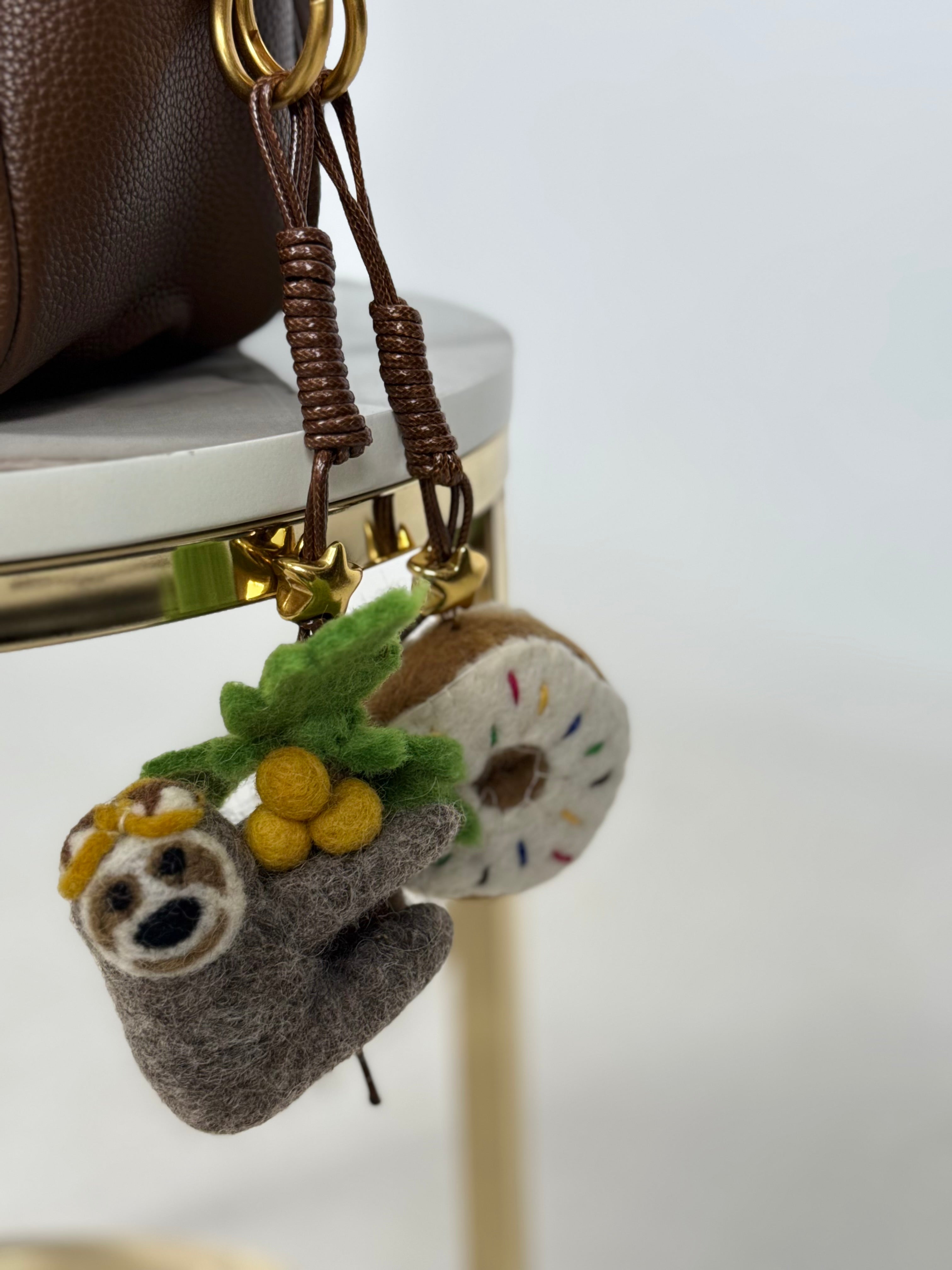 Charms Bradipo