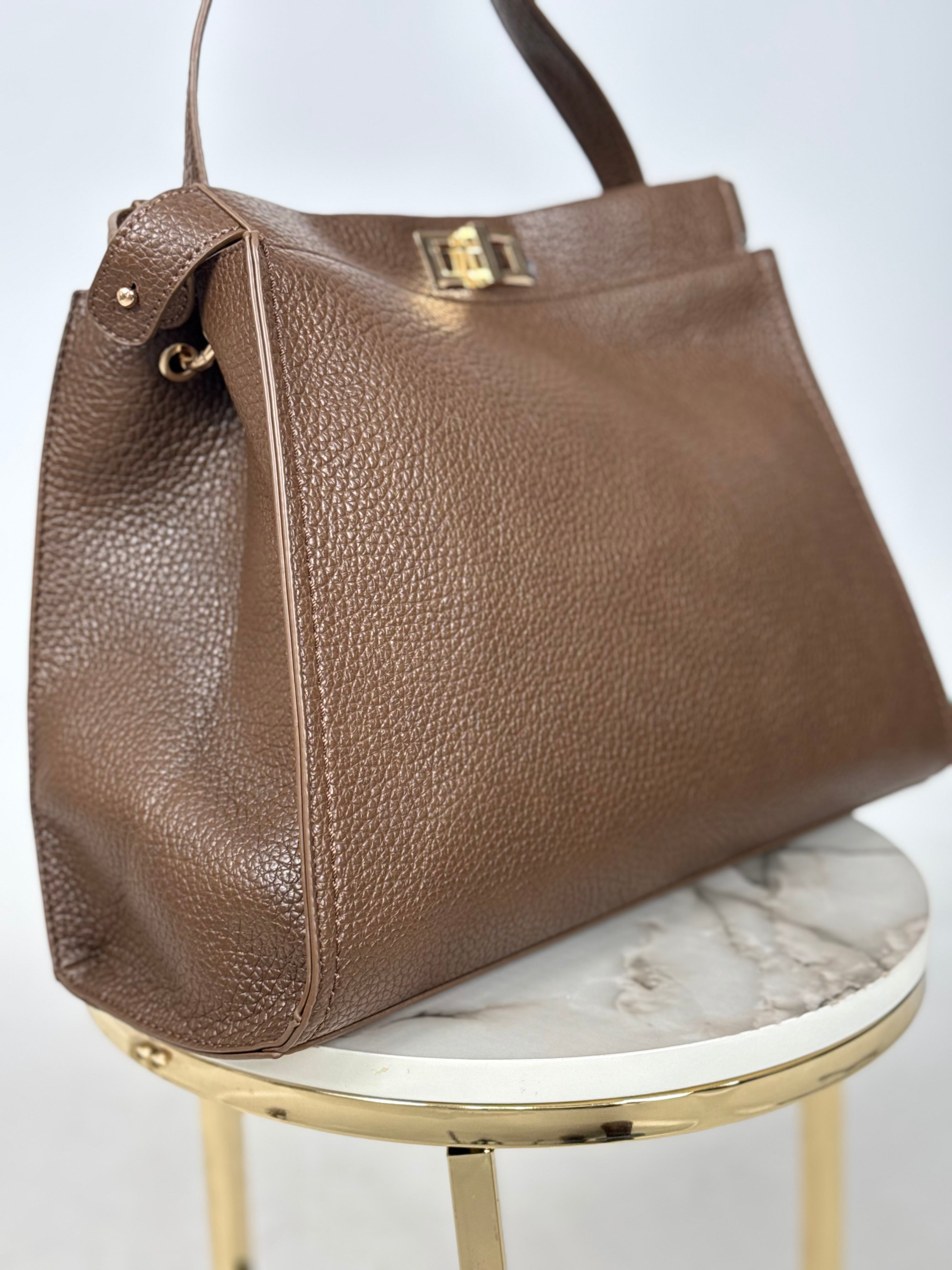 Borsa Peeka