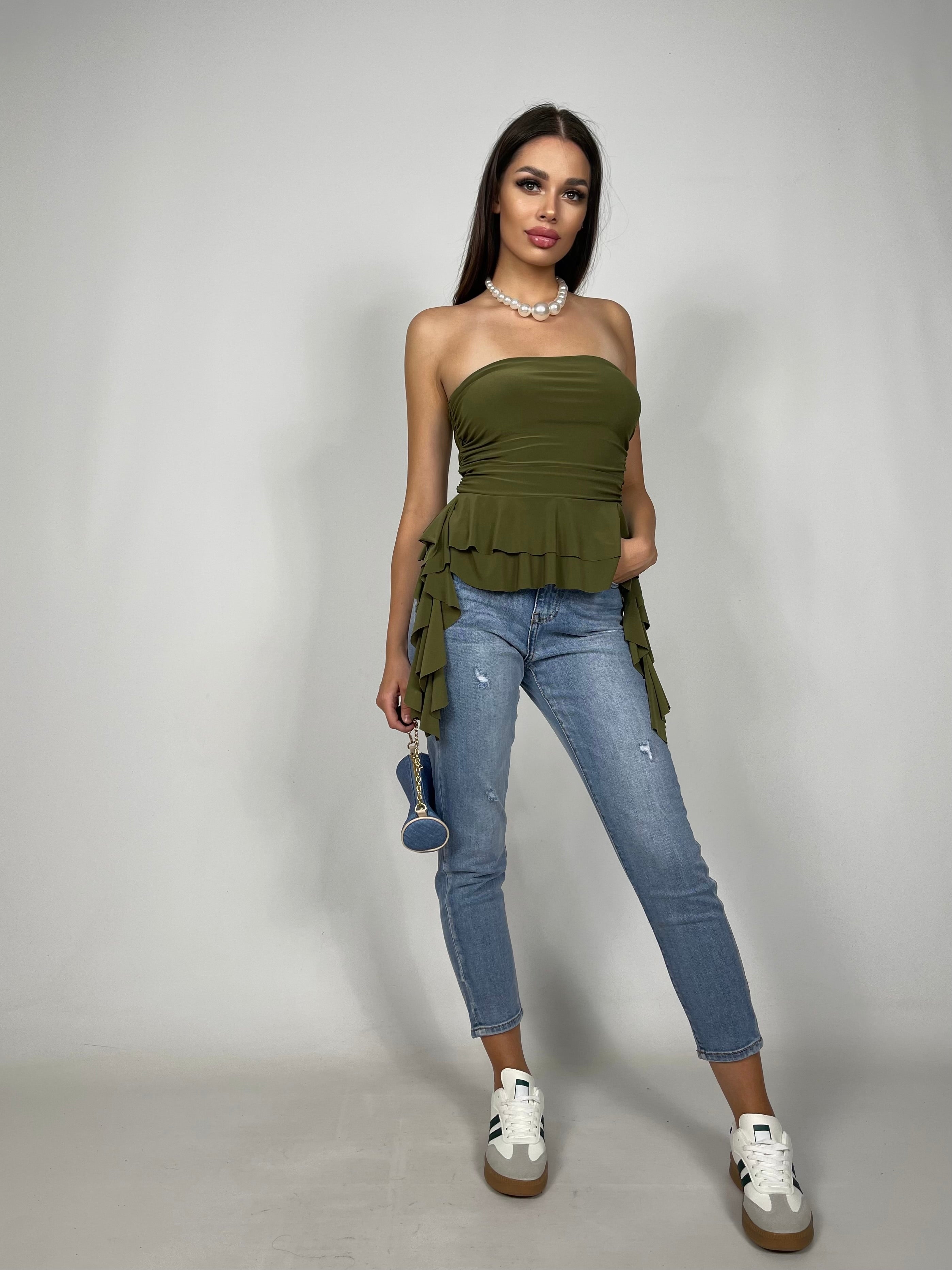 Top Laila