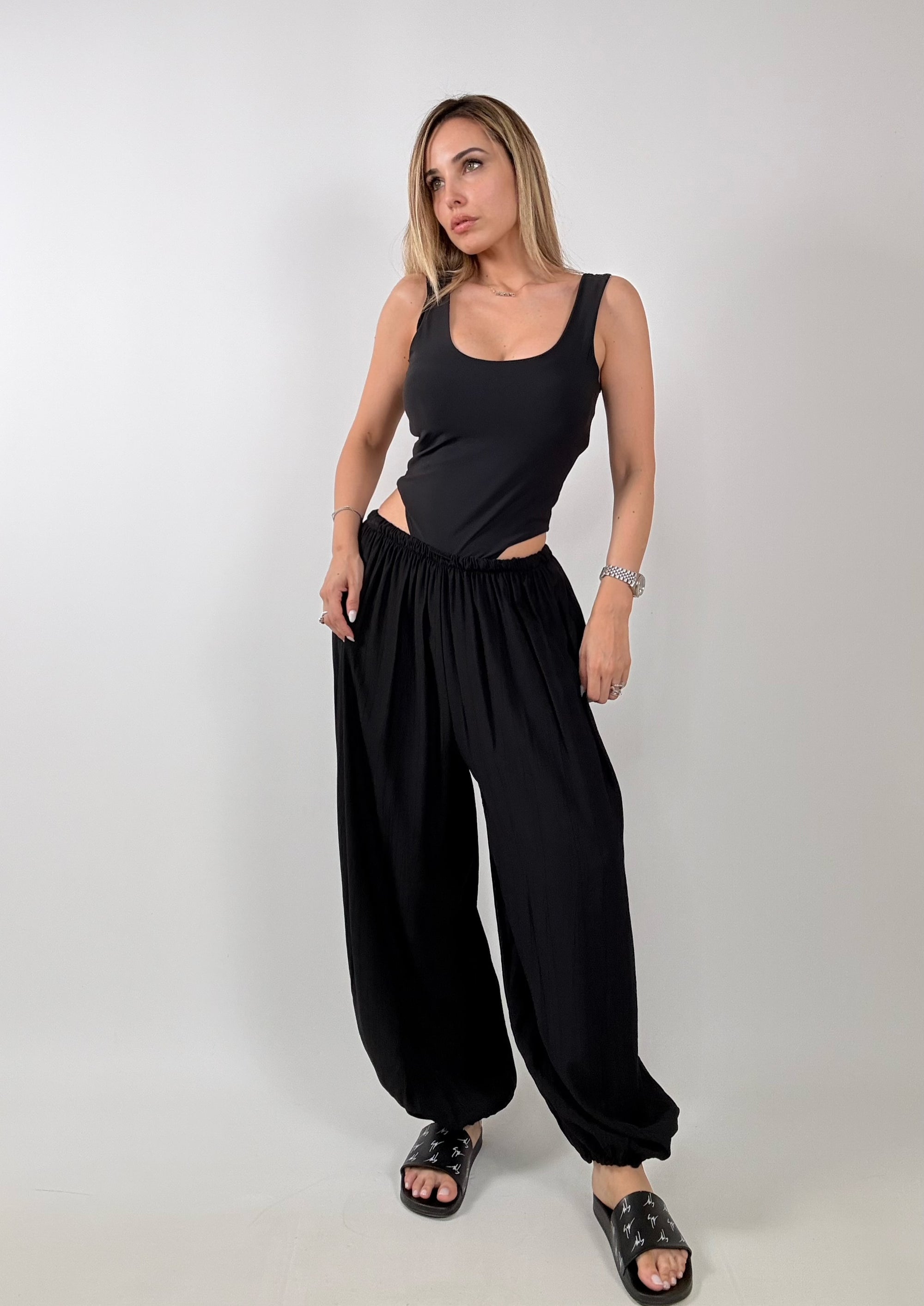 Pantalone Monday